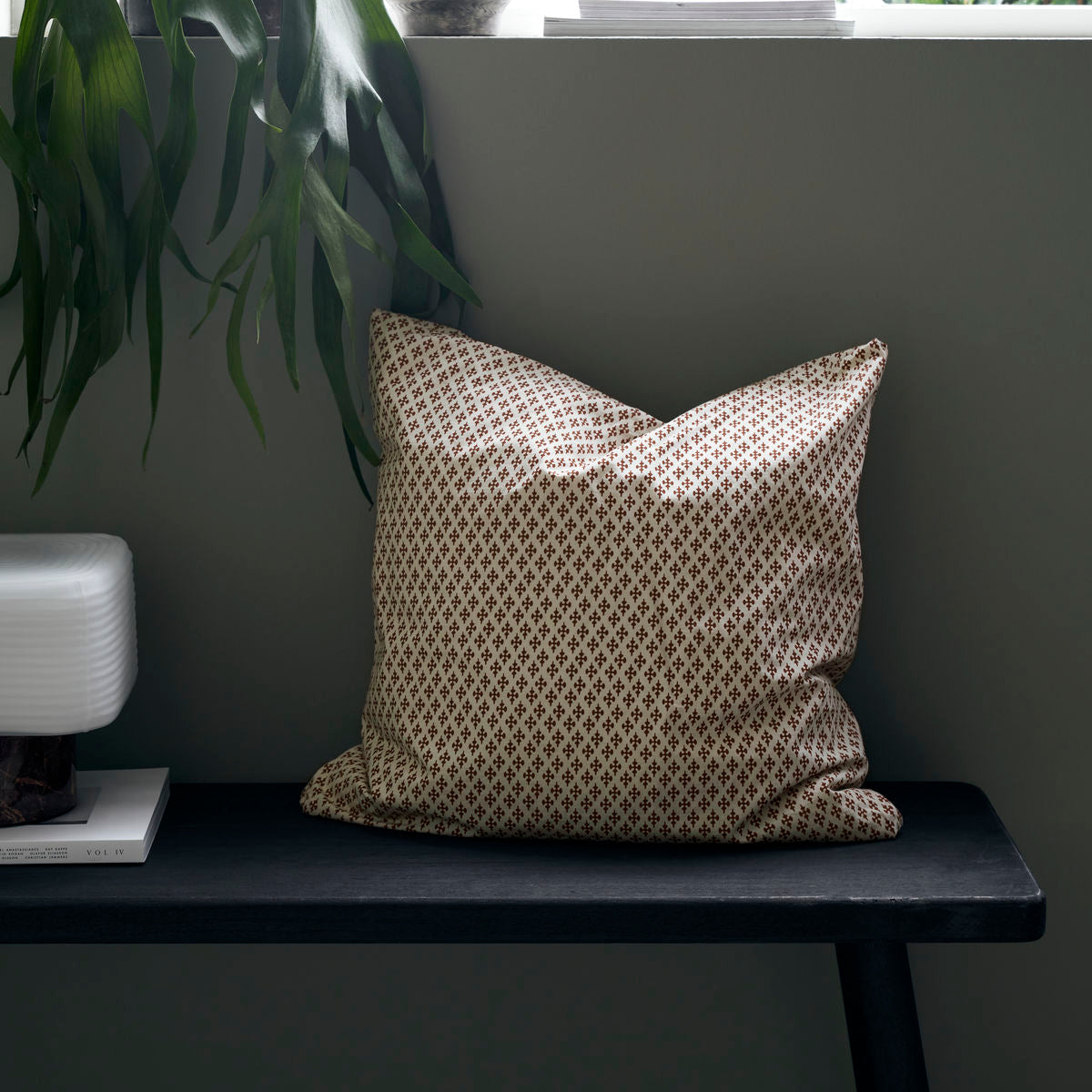 Nero Tan Pillow 20" x 20"