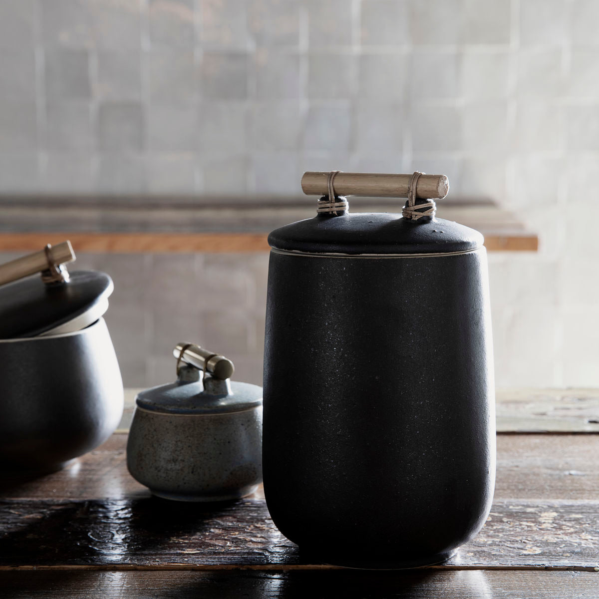 Diva Tall Lidded Pot