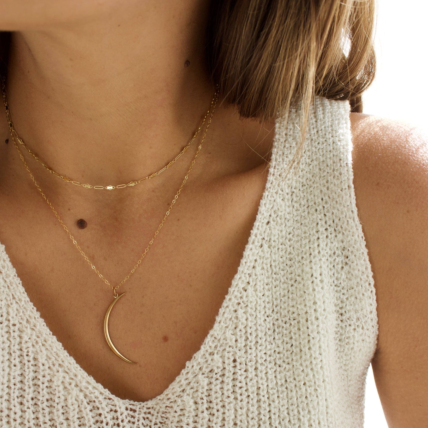 CRESCENT NECKLACE