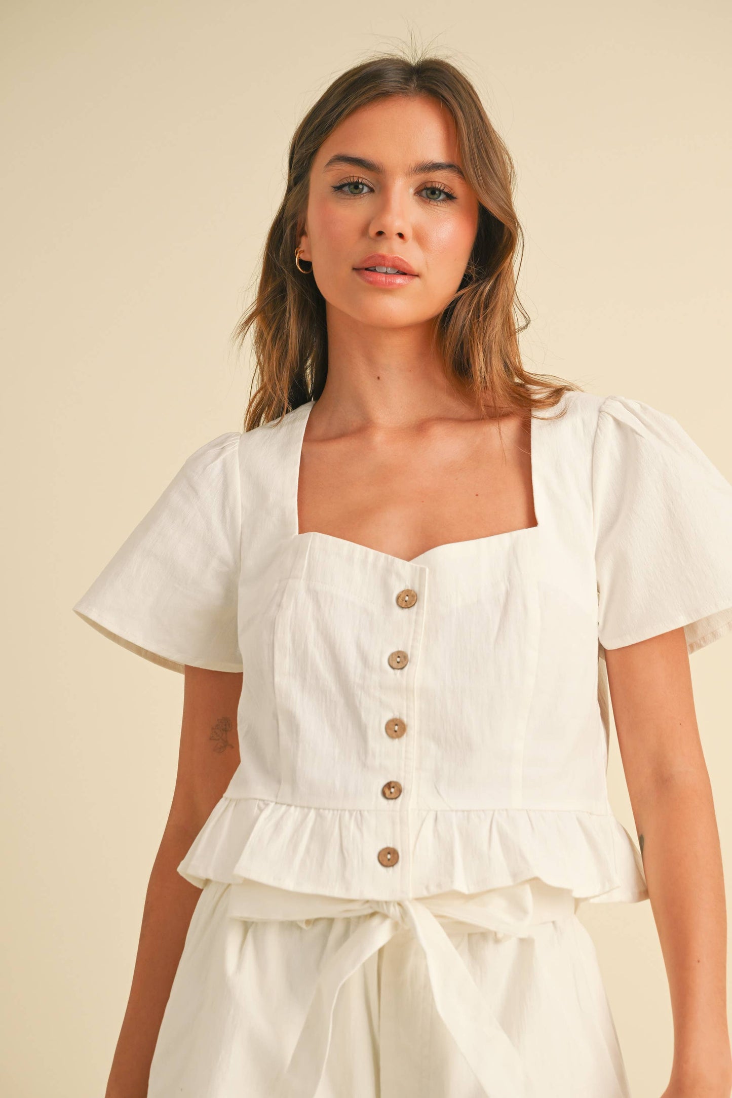 STRETCH COTTON BUTTON FRONT TOP