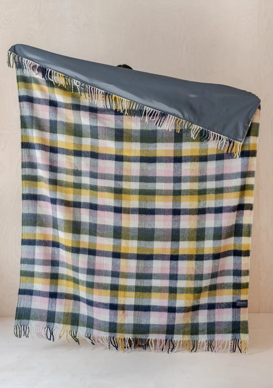 Willow Picnic Blanket & Leather Carrier