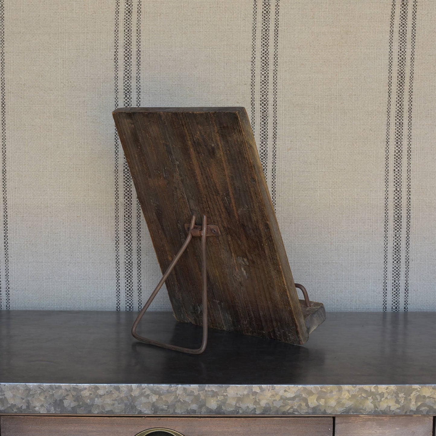 Jennings Book Stand