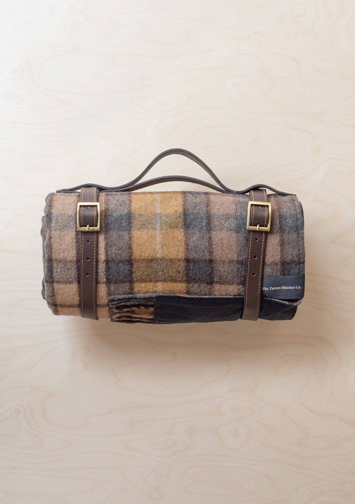Buchanan Natural Tartan Picnic Blanket & Leather Carrier