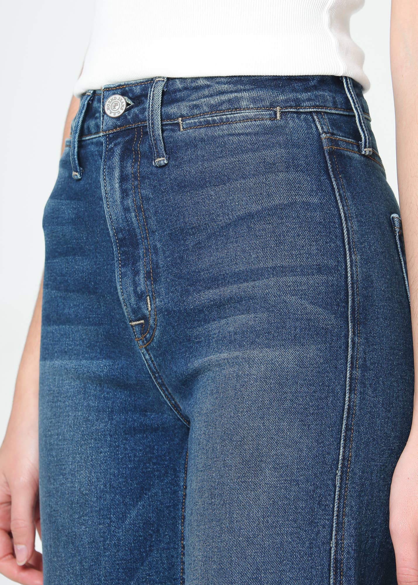 Queen High Rise Crop Wide Leg Jeans - Dart Detail