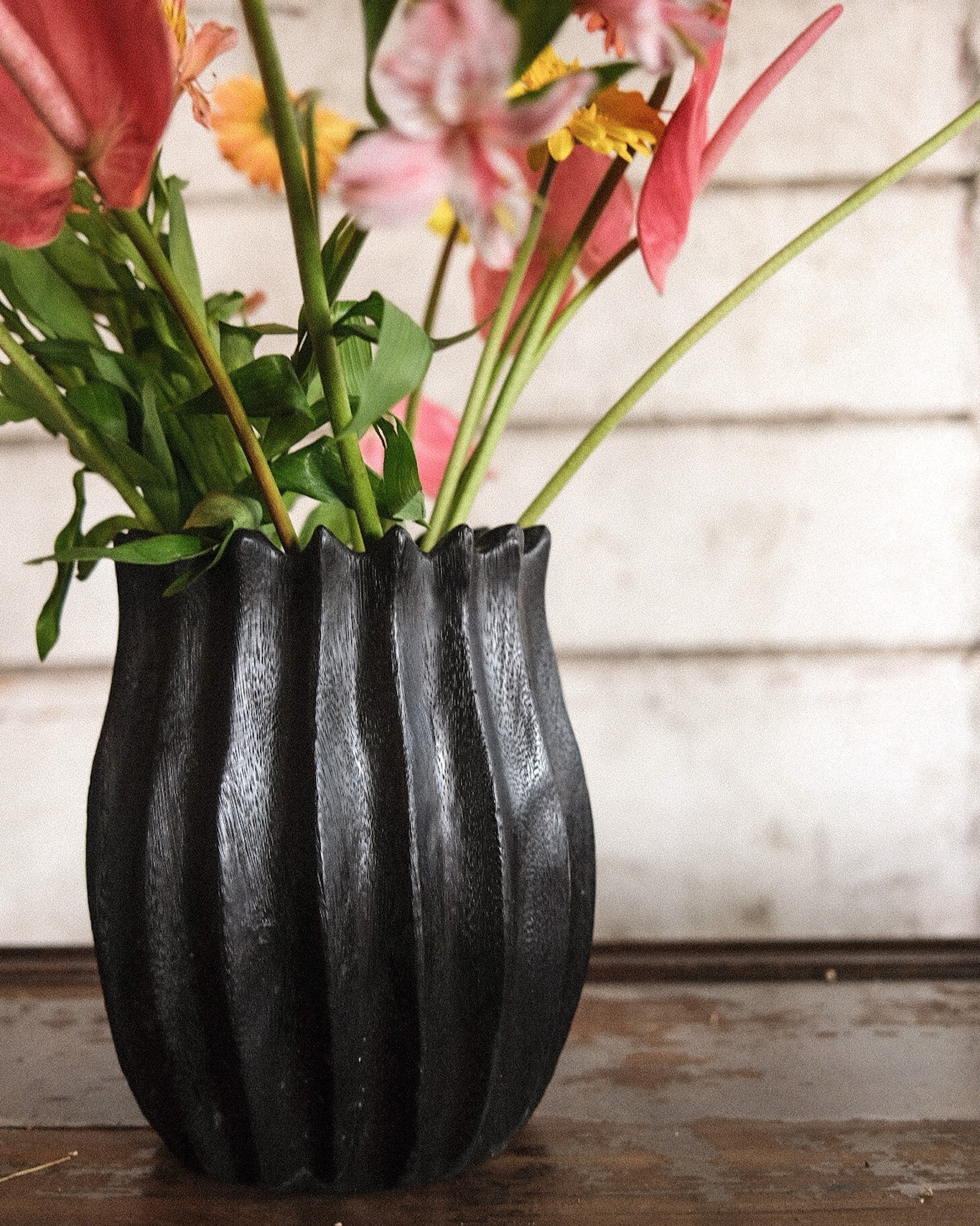 Tulip Bowl Black