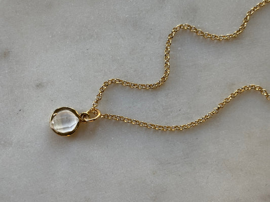 Circular crystal pendant